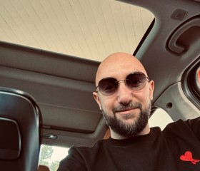 Revaz, 34, Tbilisi