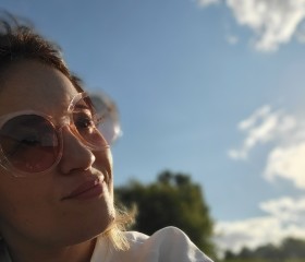 Kira, 41, Moscow