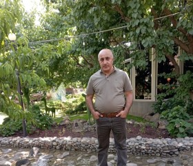 Вруйр, 49 лет, Омск