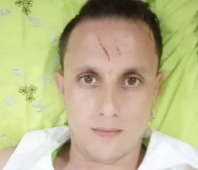 عبده المصري, 32, Asyut