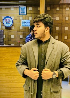 Husnain, 18, پاکستان, گوجرہ‎