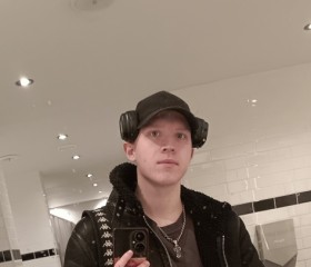 Mark, 18, Moscow