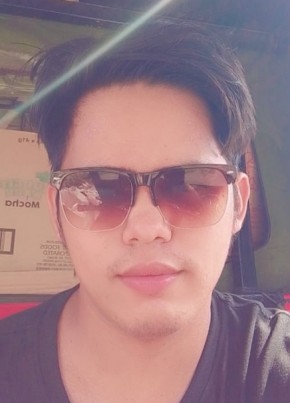 Jp из Lungsod ng Calapan 24 года