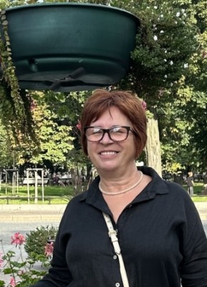 Olya, 57, Russia, Saint Petersburg