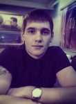 Олег, 32 года, Салехард