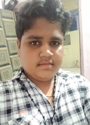 Irfan pathan, 18, India, Amrāvati