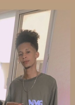 El flaco из Santiago de los Caballeros 22 года