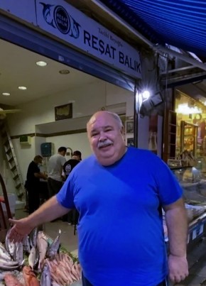 Михаил Галин из Луганска 61 год