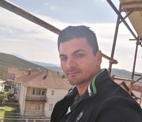 Dusan , 36, Shtip