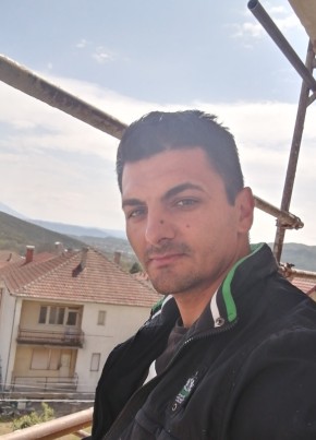 Dusan , 35, Република Македонија, Штип