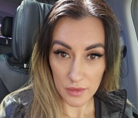 Nika, 41, Saint Petersburg