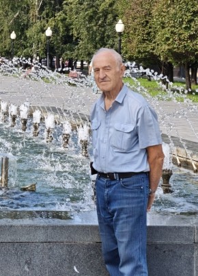 Николай из Омска 78 лет