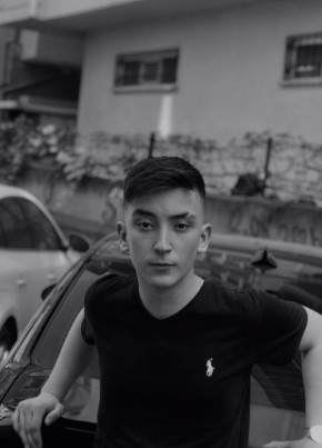 Eren, 20, Türkiye Cumhuriyeti, İstanbul