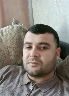 As, 35, Russia, Gubkinskiy