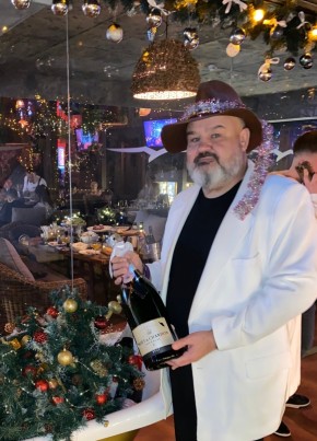 Viktor, 55, Russia, Yalta