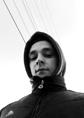 Александр из Южноуральска 19 лет