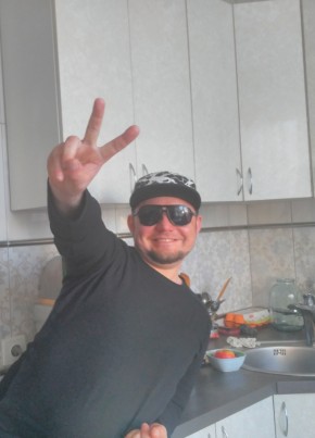 Valentyn, 38, Україна, Київ
