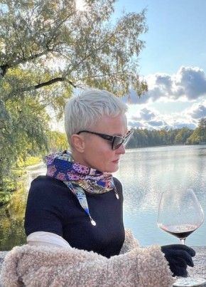 Анна из Павловск (Ленинградской обл.) 49 лет