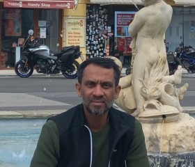 Nasir Uddin, 47, Vienna