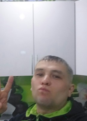 Евгений, 35, Россия, Казань