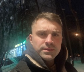 Виталий, 30 лет, Москва