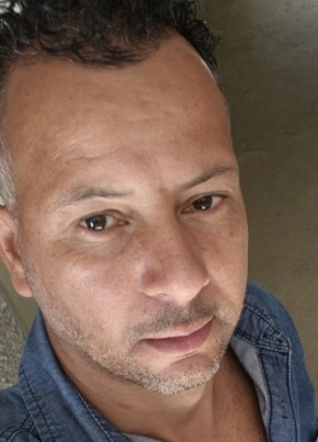 Wil из Taubaté 44 года