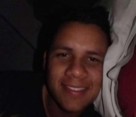 Daniel, 30, Maturin