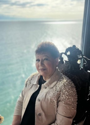 Galina, 61, Russia, Gelendzhik