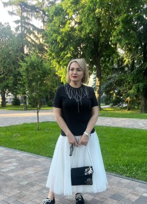 Елена из Новокубанска 49 лет