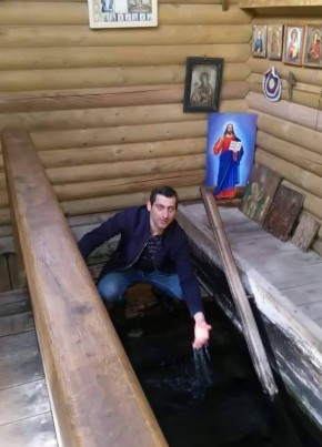 Gugo Karapetyan из Երեվան 39 лет