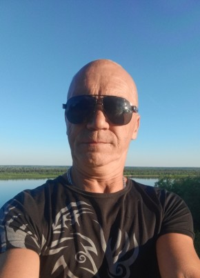 Руслан из Мирного (Архангельской обл.) 51 год