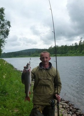 Михаил, 39, Россия, Богучаны