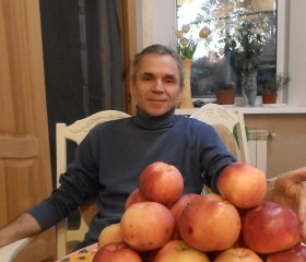 Валентин, 63 года, Київ