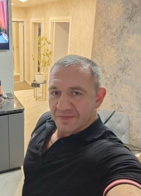 Дмитрий из Санкт-Петербурга 43 года