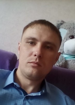 Антон, 33, Россия, Ульяновск