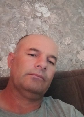 Али из Дзержинска 44 года