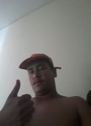 Jeffersom, 21, República Federativa do Brasil, Sousa