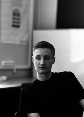 Jonas из Москвы 25 лет