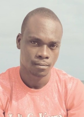 Diarrassouba, 22, République de Côte d’Ivoire, Yamoussoukro