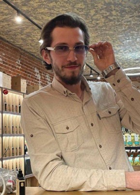 Денис из Киров (Кировской обл.) 24 года