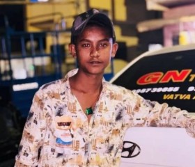 Hvkcj Aajixyskjs, 19, Thane