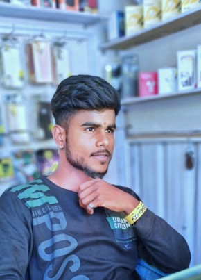Boy, 24, India, Nāndūra