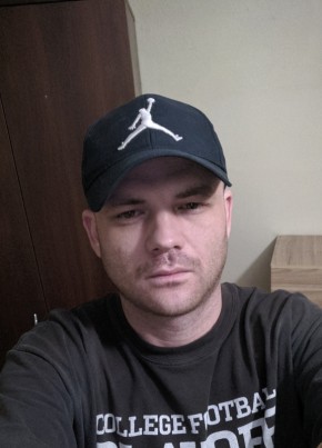 Владимир, 35, Россия, Мирный (Архангельская обл.)