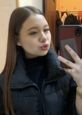 Аня из Новочебоксарска 18 лет