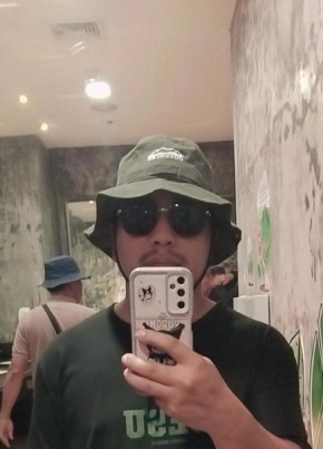 Boy из ວຽງຈັນ 30 лет