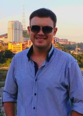Александр из Владивостока 43 года