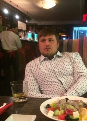 Aleksandr, 31, Russia, Artem