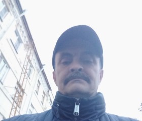 Михаил, 55 лет, Казань