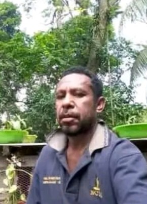 Paul Tegana из Port Moresby 52 года