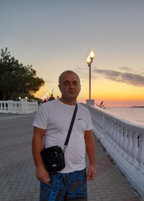 Майдин из Азова 53 года